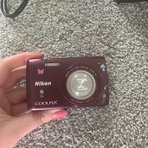 Nikon Coolpix S4300 digital camera